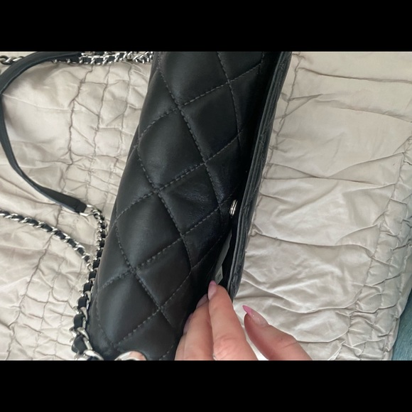 Michael Kors Bag - Picture 14 of 16